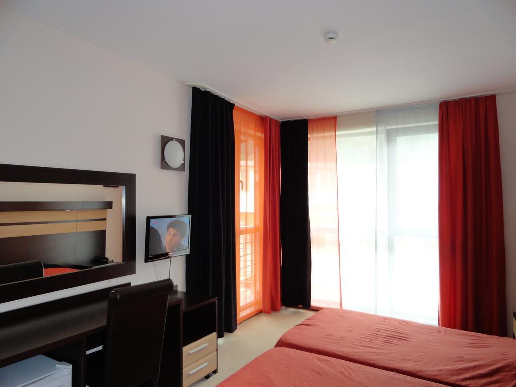 Hotel Byalo More Banite Habitación foto