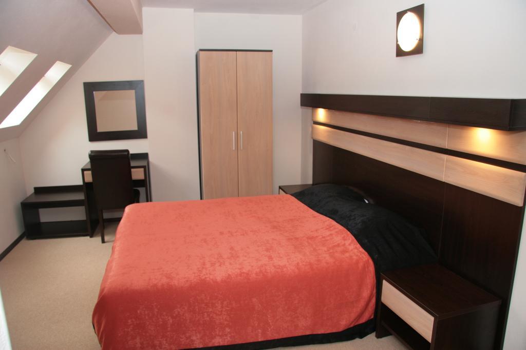 Hotel Byalo More Banite Habitación foto